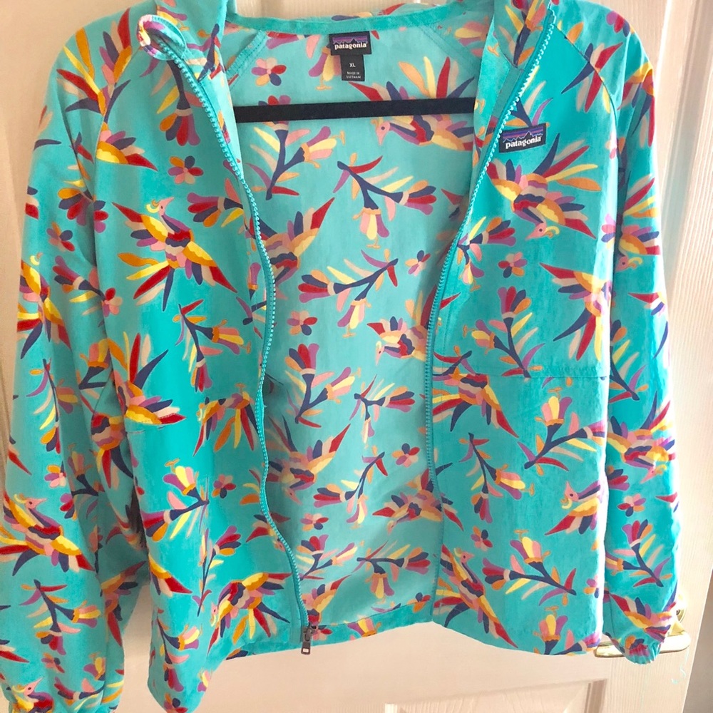NWOT Patagonia Baggies Jacket GIRLS XL
